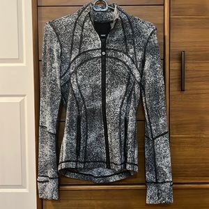 MOVING SALE Lululemon define jacket